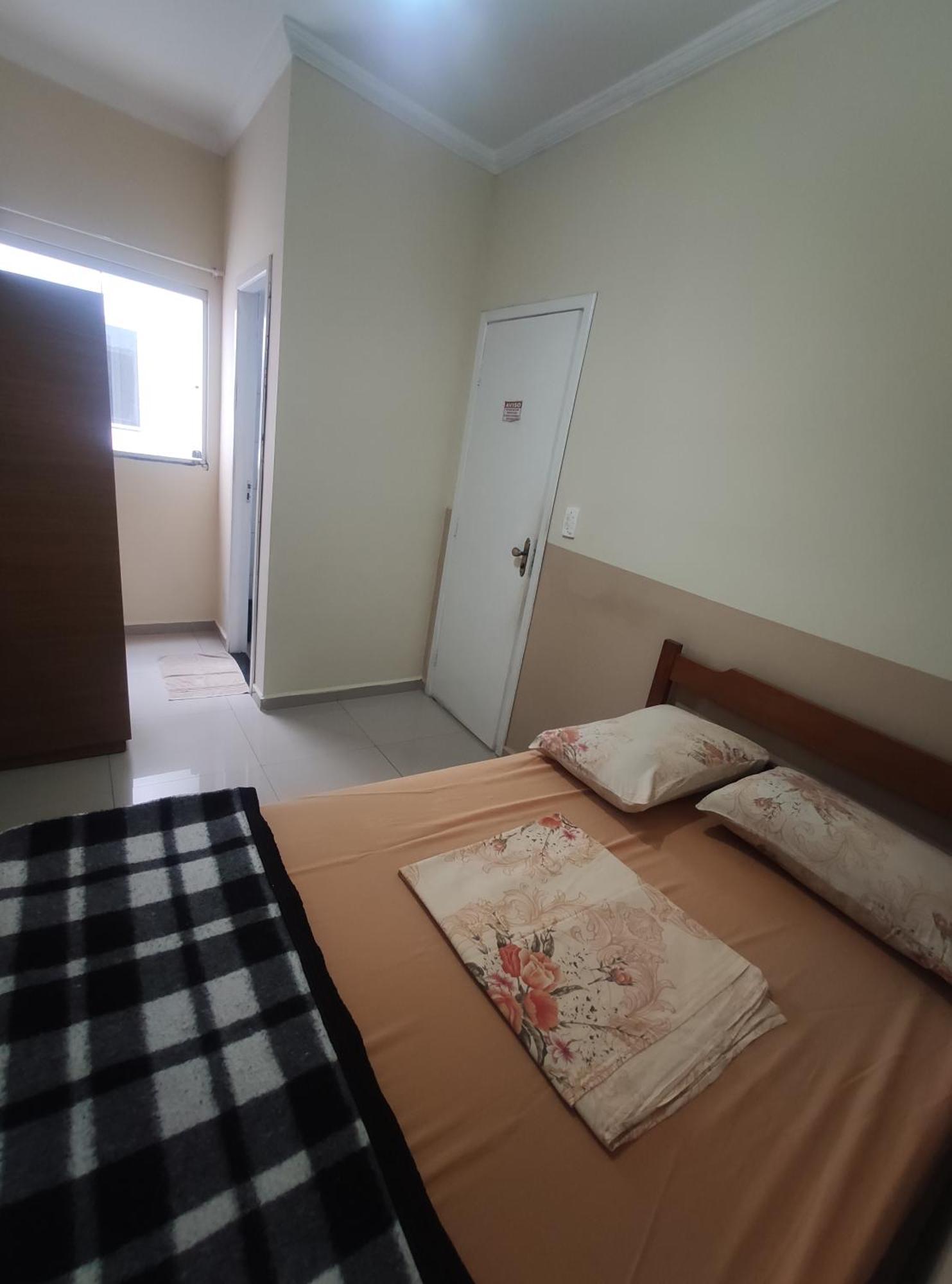Hotel Pousada Sao Miguel Arcanjo Aparecida  Pokój zdjęcie