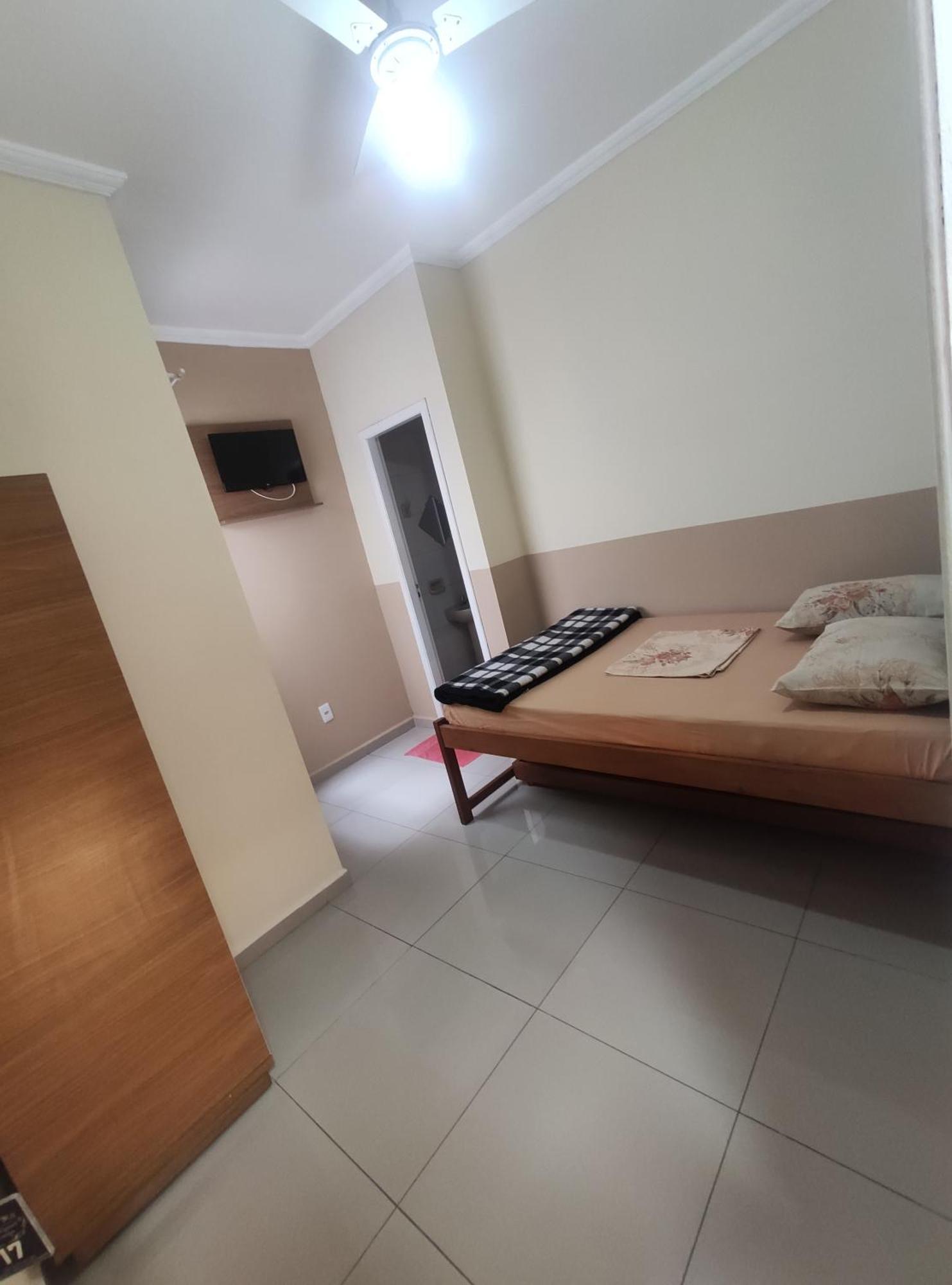 Hotel Pousada Sao Miguel Arcanjo Aparecida  Pokój zdjęcie